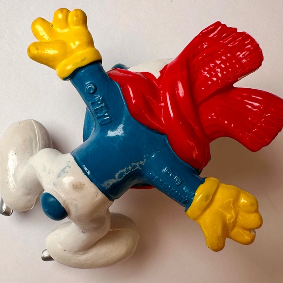 Vintage Smurf Ice Skater Figure ⛸️ | Bully Germany | Metal Skates | Classic Peyo - Picture 7 of 7
